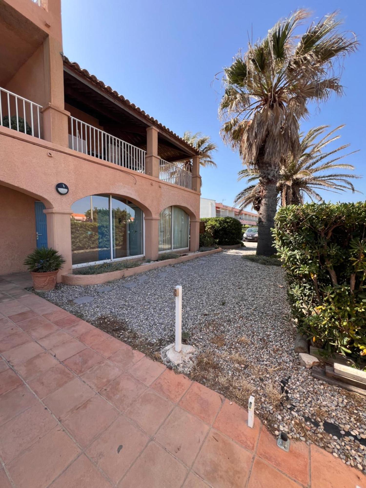 La Bergerie Apartment Hyeres Exterior photo